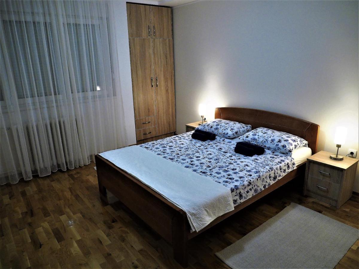 Ferienwohnung Milica 65M2, Free Parking & Wi-Fi Novi Sad Exterior foto