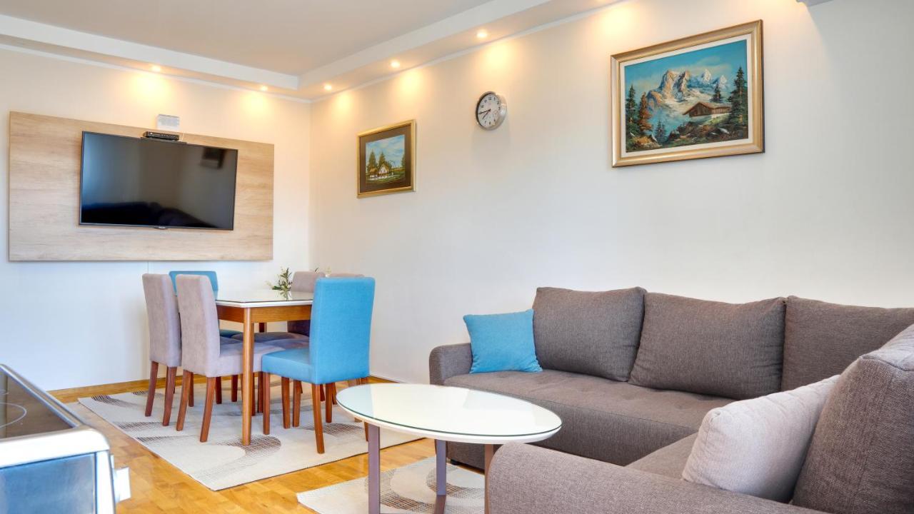 Ferienwohnung Milica 65M2, Free Parking & Wi-Fi Novi Sad Exterior foto